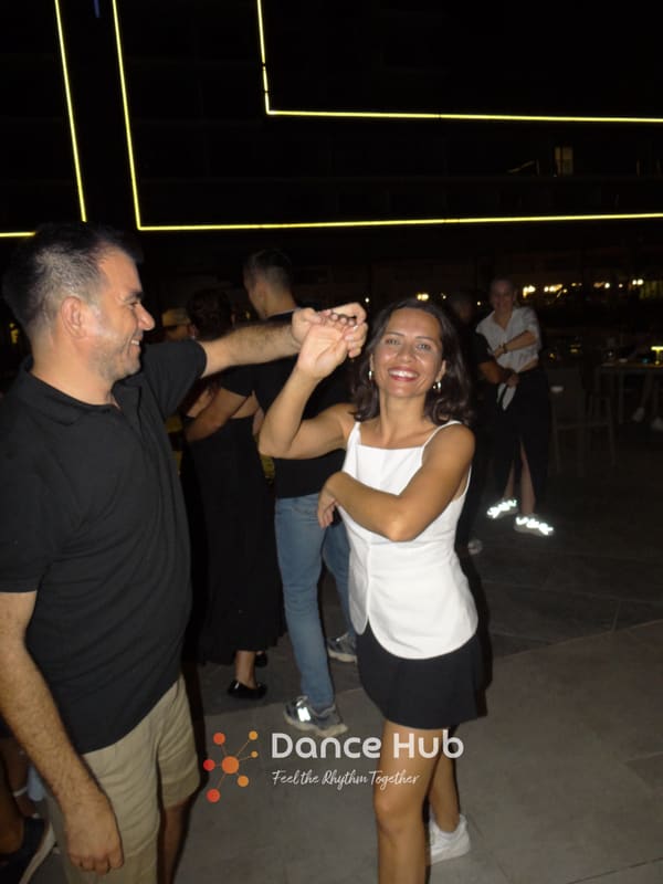 DANCEHUB-005374.jpg