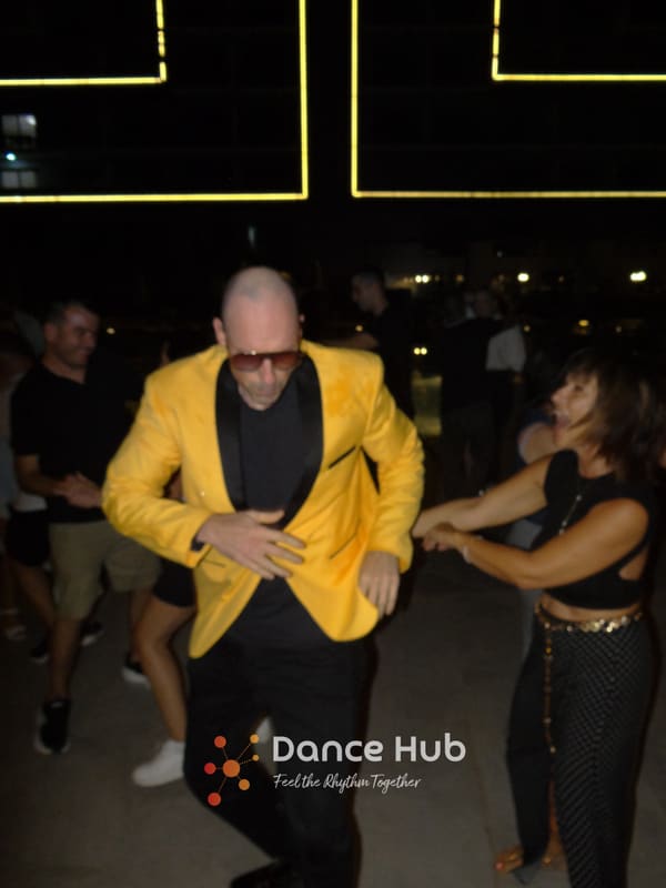 DANCEHUB-005375.jpg