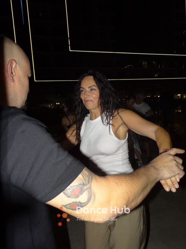 DANCEHUB-005380.jpg