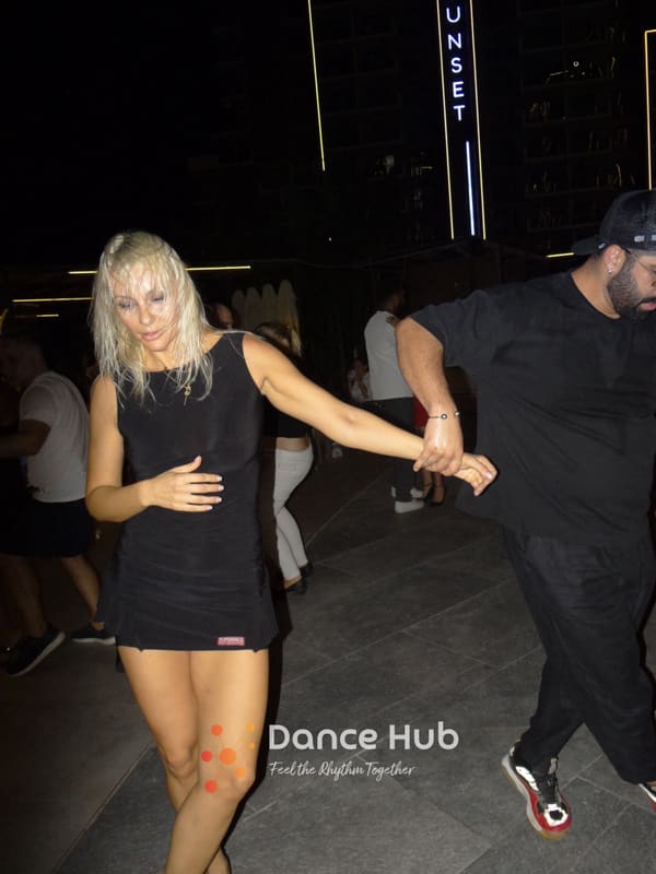 DANCEHUB-005392.jpg