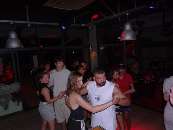 DANCEHUB-004517.jpg