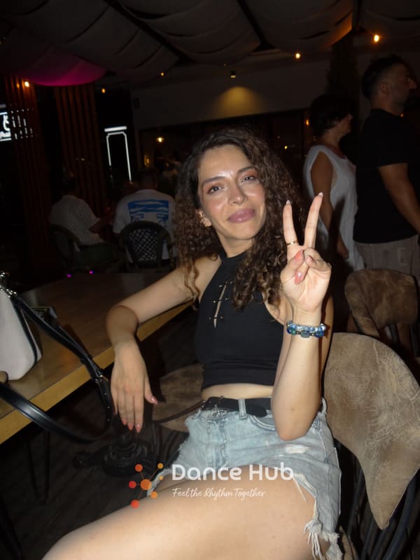 DANCEHUB-003160.jpg