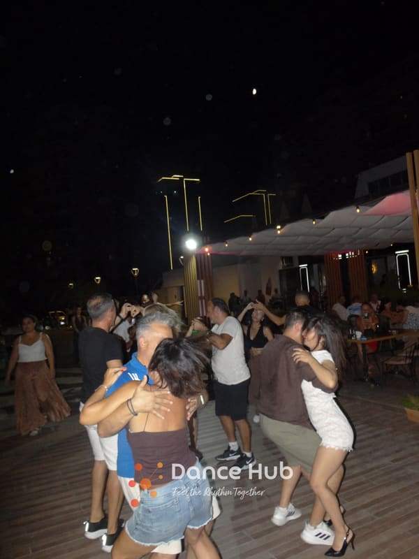 DANCEHUB-003164.jpg