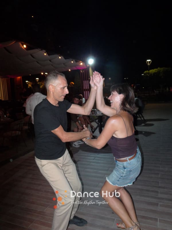 DANCEHUB-003207.jpg