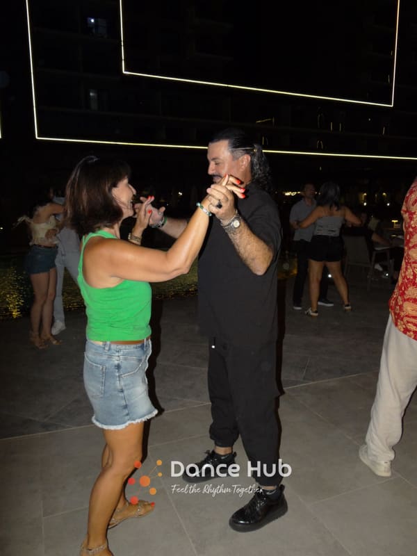 DANCEHUB-002071.jpg