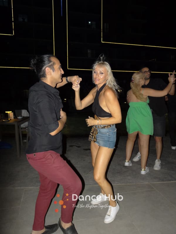 DANCEHUB-002087.jpg