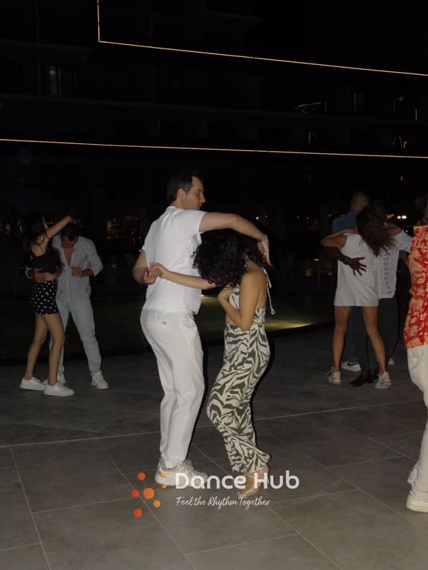 DANCEHUB-002092.jpg