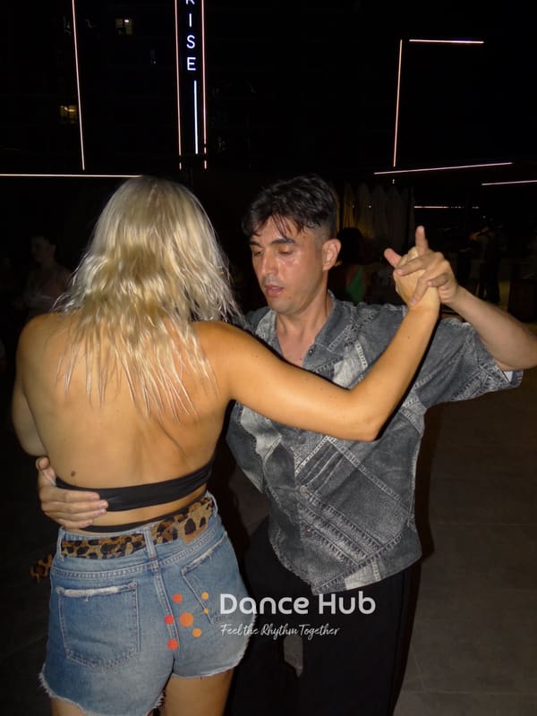 DANCEHUB-002117.jpg