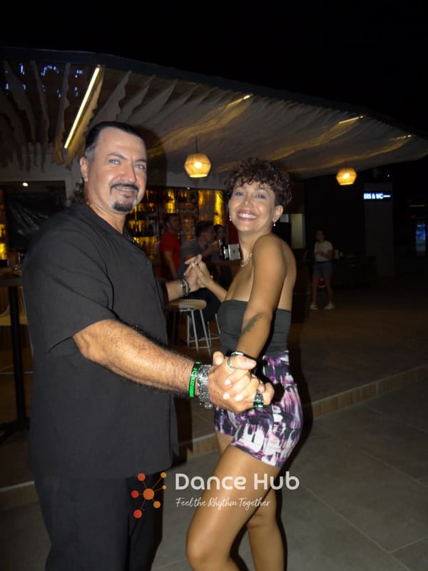 DANCEHUB-002122.jpg