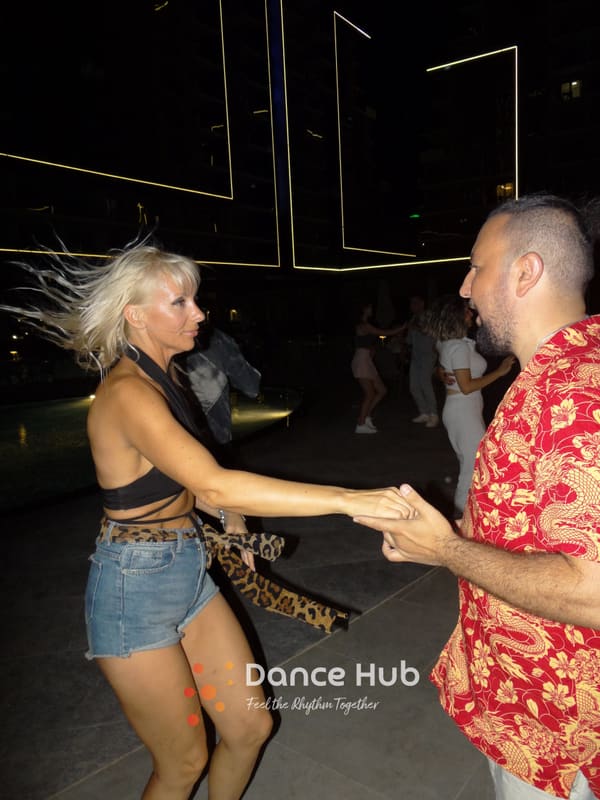 DANCEHUB-002124.jpg