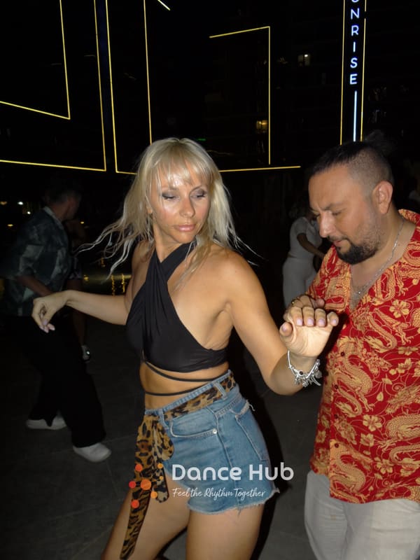 DANCEHUB-002125.jpg