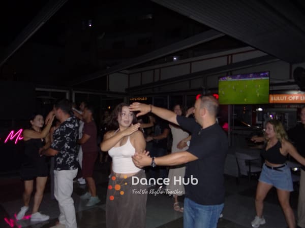 DANCEHUB-003218.jpg