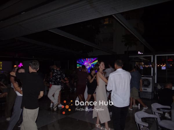 DANCEHUB-003219.jpg