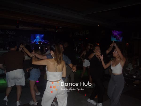 DANCEHUB-003224.jpg