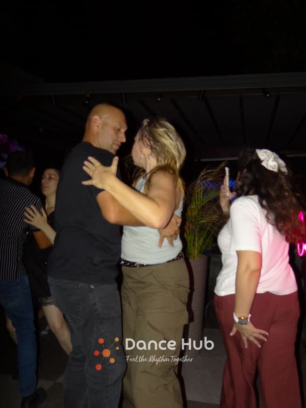 DANCEHUB-003254.jpg