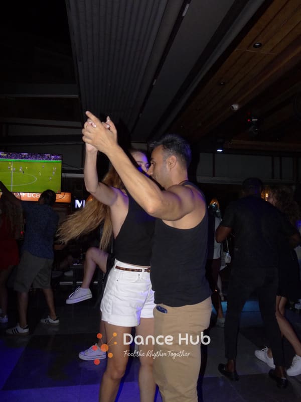 DANCEHUB-003257.jpg
