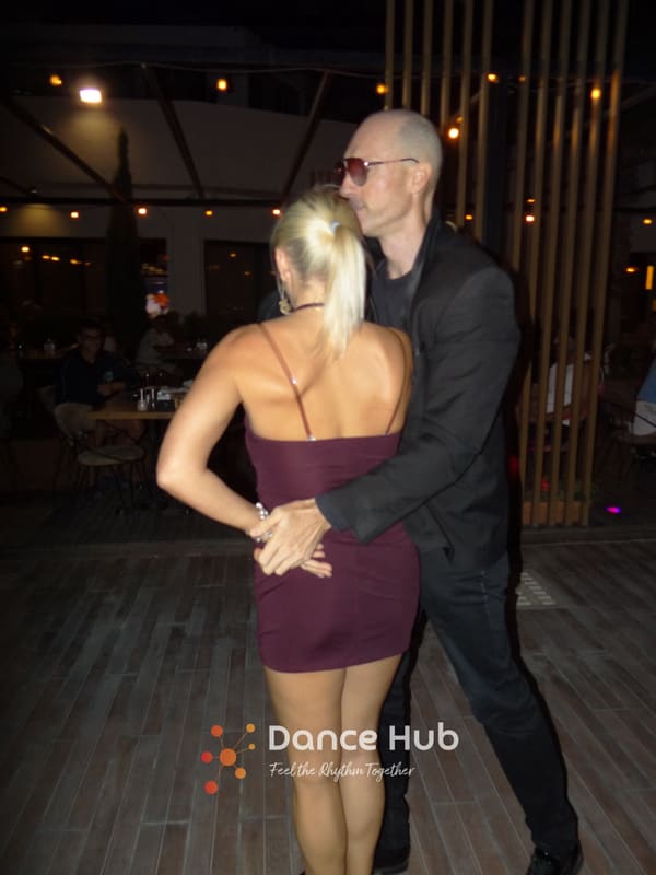DANCEHUB-005410.jpg