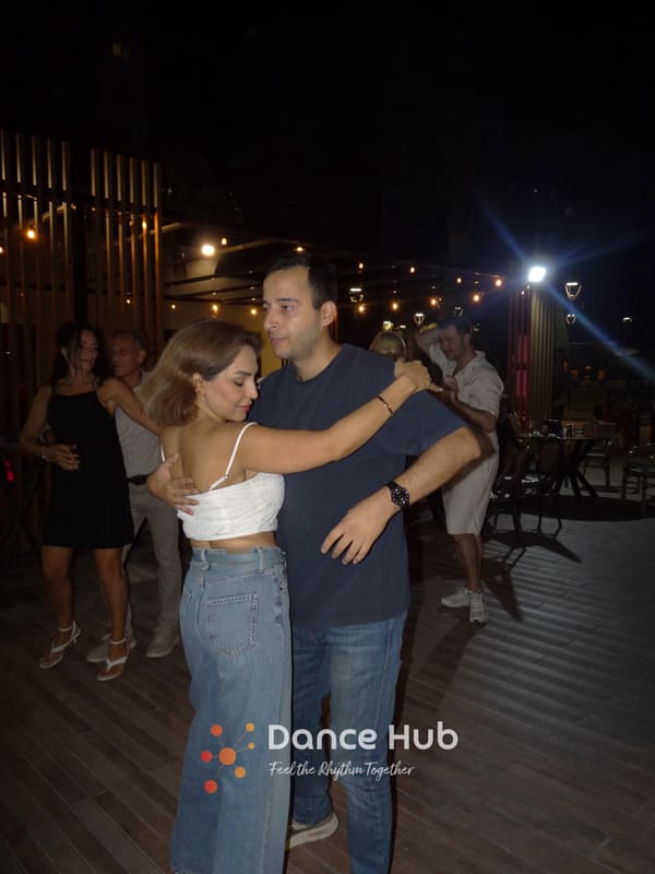 DANCEHUB-005419.jpg