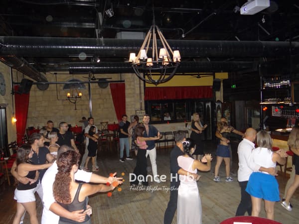 DANCEHUB-005433.jpg