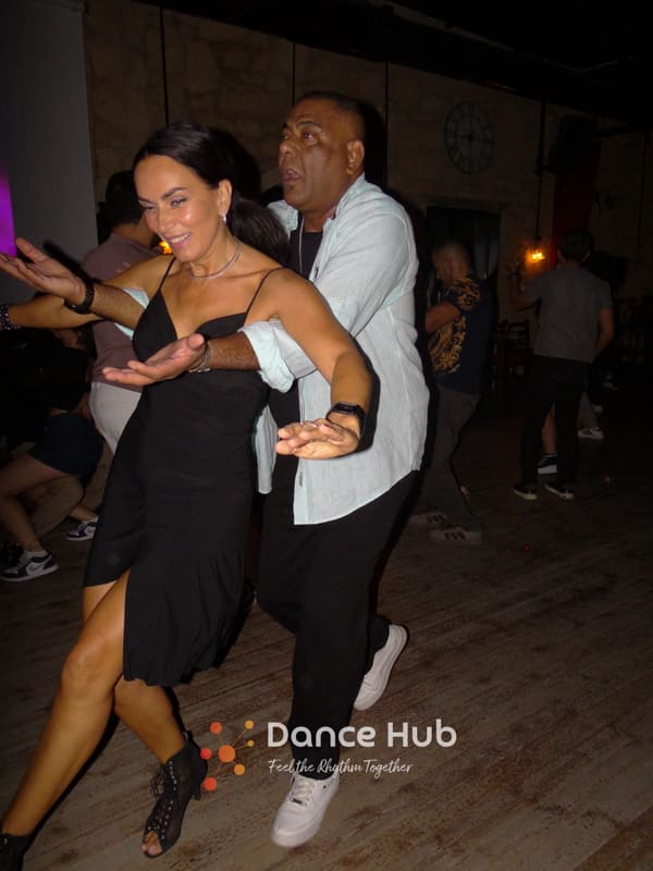 DANCEHUB-005444.jpg