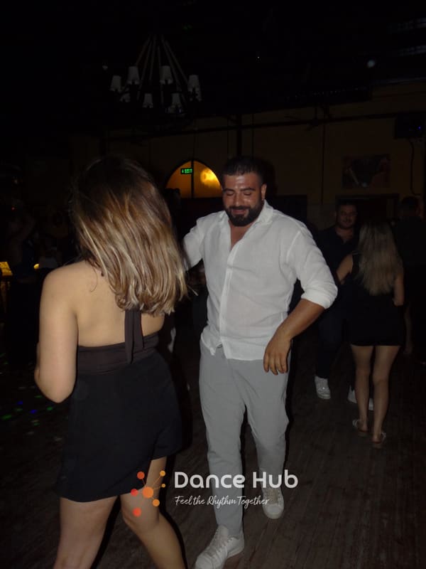DANCEHUB-005452.jpg