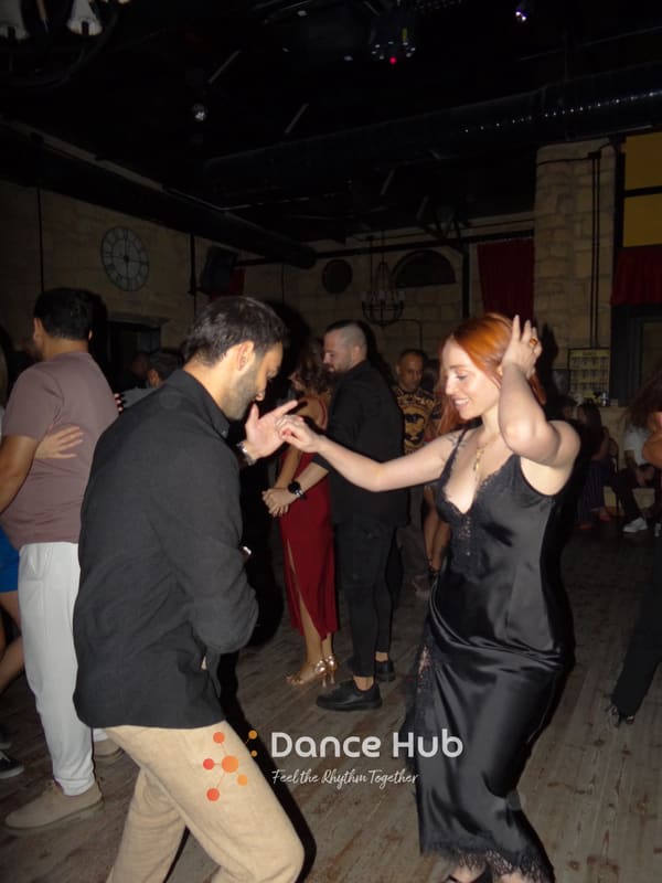 DANCEHUB-005475.jpg