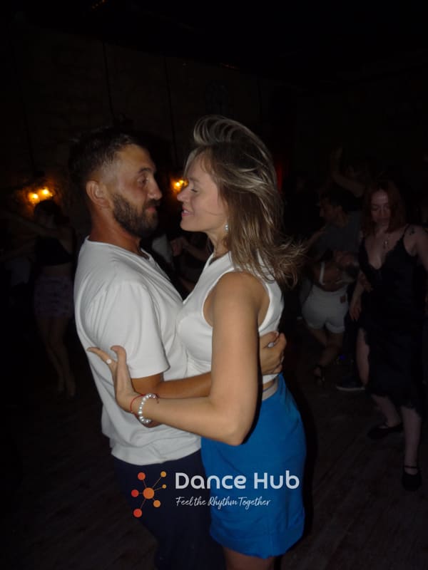DANCEHUB-005496.jpg