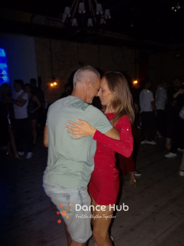 DANCEHUB-005498.jpg