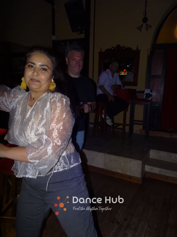 DANCEHUB-005500.jpg