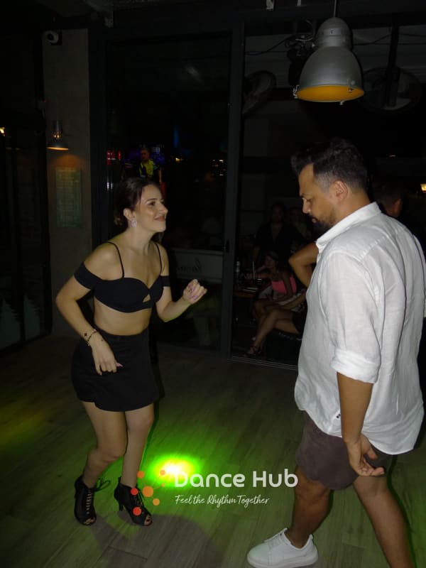 DANCEHUB-003324.jpg