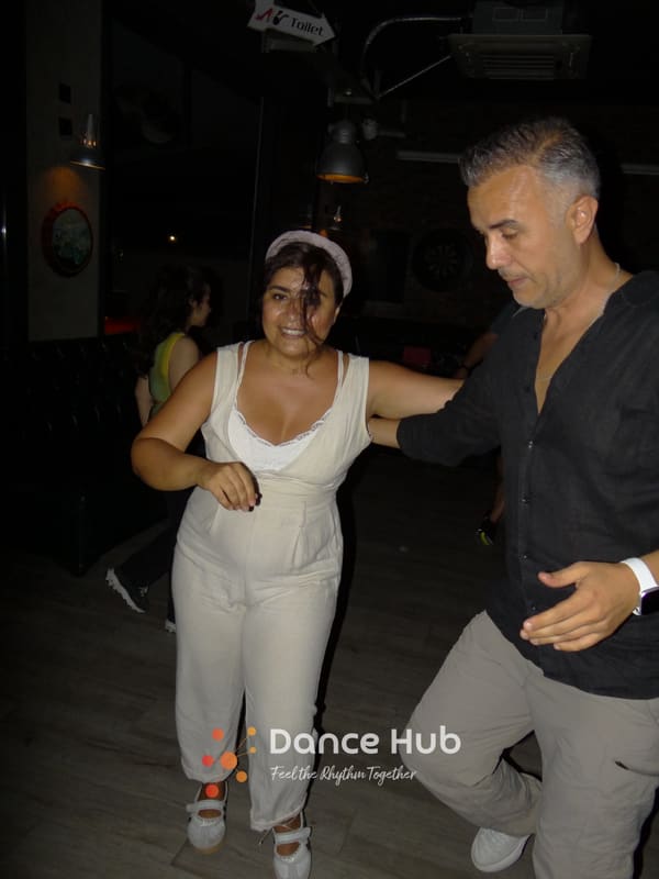 DANCEHUB-003329.jpg