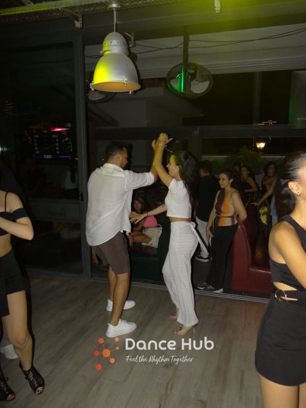 DANCEHUB-003334.jpg