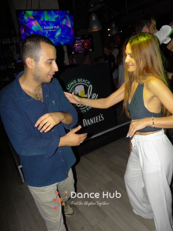 DANCEHUB-003353.jpg