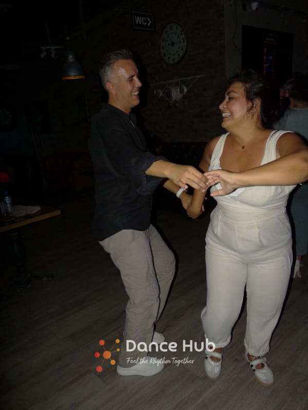 DANCEHUB-003354.jpg
