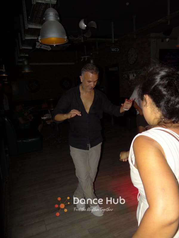 DANCEHUB-003359.jpg