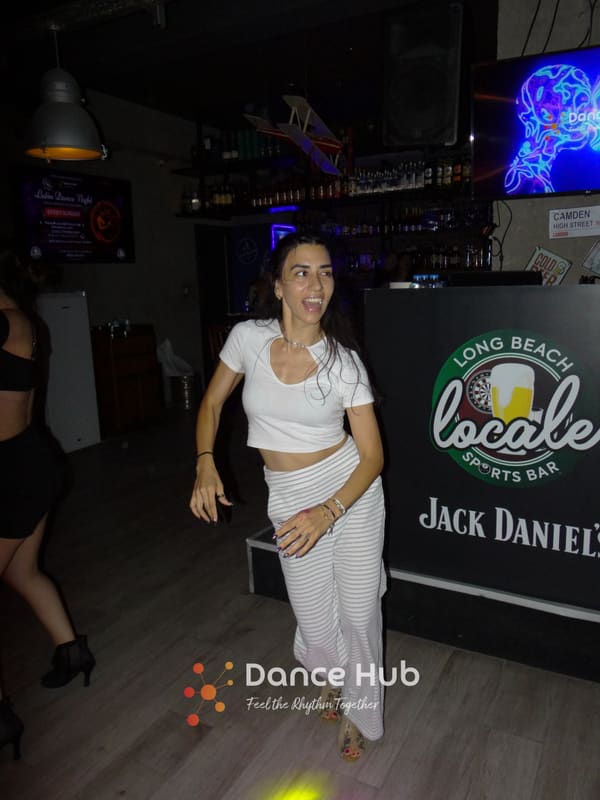DANCEHUB-003363.jpg
