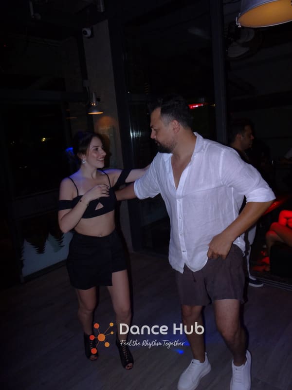 DANCEHUB-003365.jpg