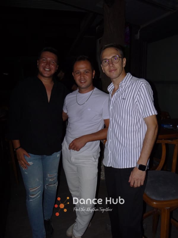 DANCEHUB-003371.jpg