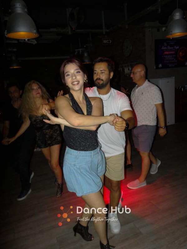 DANCEHUB-003374.jpg