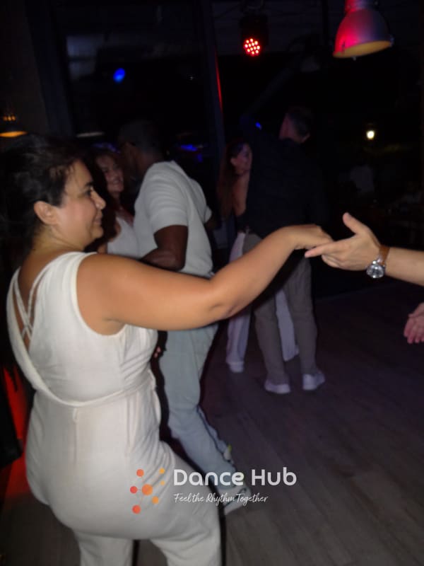 DANCEHUB-003380.jpg