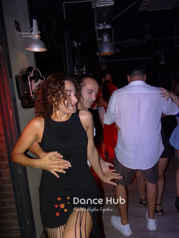 DANCEHUB-003382.jpg