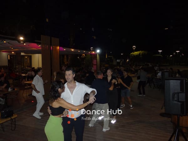DANCEHUB-004640.jpg