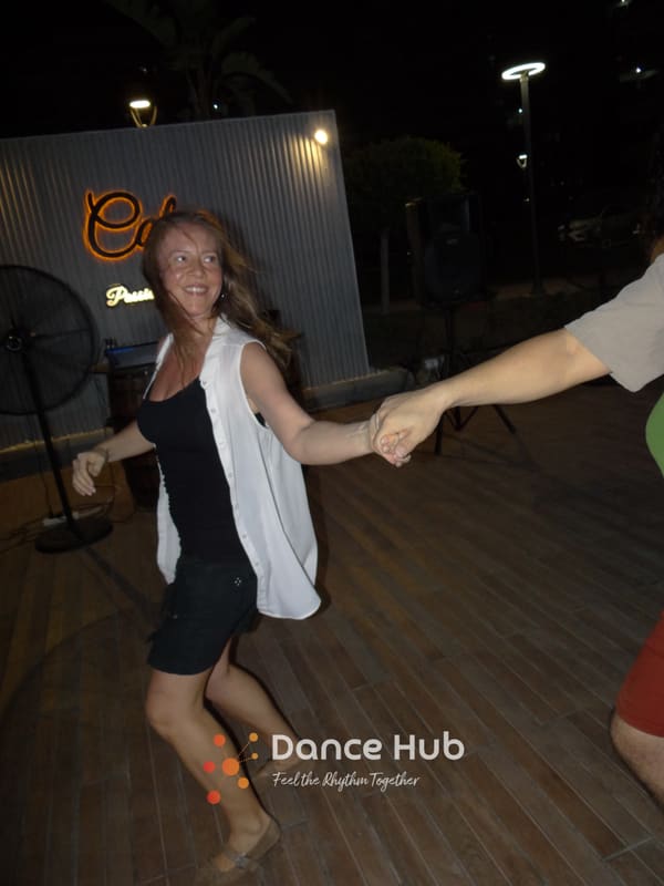 DANCEHUB-004670.jpg