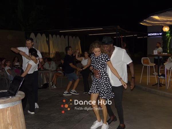 DANCEHUB-003442.jpg