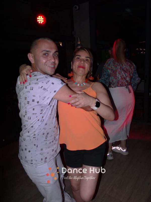 DANCEHUB-002144.jpg