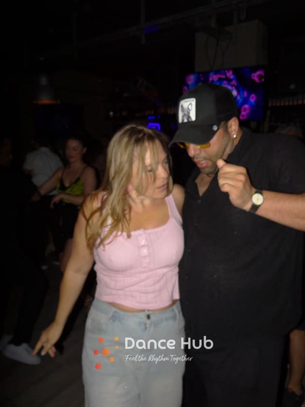 DANCEHUB-002160.jpg