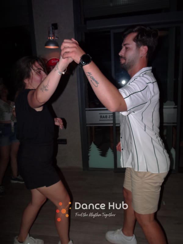 DANCEHUB-002170.jpg