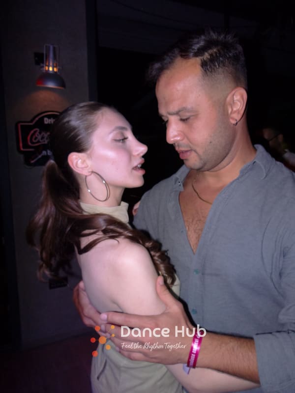 DANCEHUB-002219.jpg
