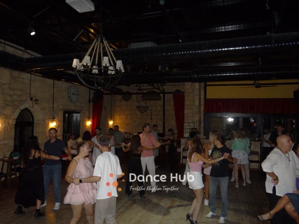 DANCEHUB-004683.jpg
