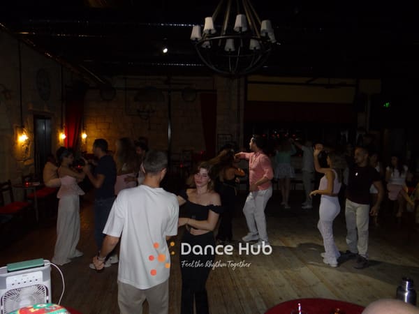DANCEHUB-004685.jpg